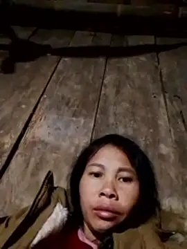 Snapshot of Ana_hoa chatting on January 7, 2026, 10:04 pm Ana hoa online show from January 7, 2026, 10:04 pm