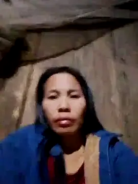 Snapshot of Ana_hoa chatting on November 24, 2025, 2:28 pm Ana hoa online show from November 24, 2025, 2:28 pm