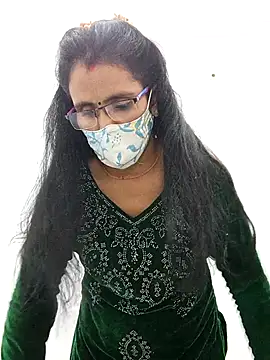 sanjana077 online show from February 19, 2026, 5:15 am