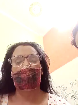 Snapshot of sanjana077 chatting on November 8, 2025, 6:28 am sanjana077 online show from November 8, 2025, 6:28 am