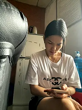 Beolulu online show from November 18, 2025, 2:38 am