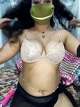 V HOT CUTE online show from December 2, 2025, 5:25 pm