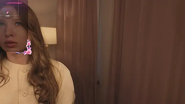 eirakiliana online show from December 2, 2025, 7:43 am