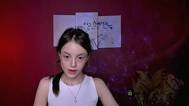 Snapshot of mia_starrr_ chatting on November 29, 2025, 7:58 pm mia starrr online show from November 29, 2025, 7:58 pm