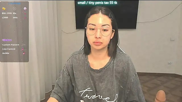 SofiaNour online show from May 25, 2026, 5:55 pm