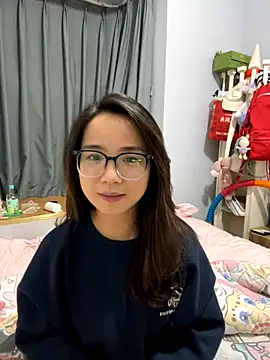 Hmm 0303 online show from December 1, 2025, 3:13 pm