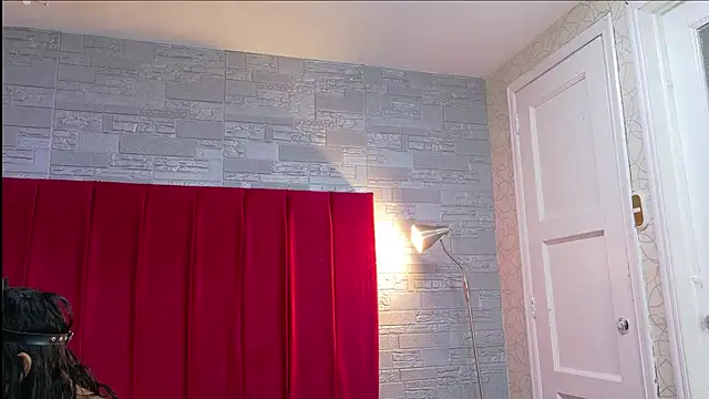 Snapshot of EsmeraldaBlake chatting on December 20, 2025, 12:41 pm EsmeraldaBlake online show from December 20, 2025, 12:41 pm