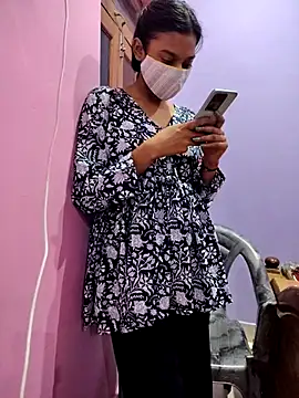 Student12th online show from November 5, 2025, 5:49 pm