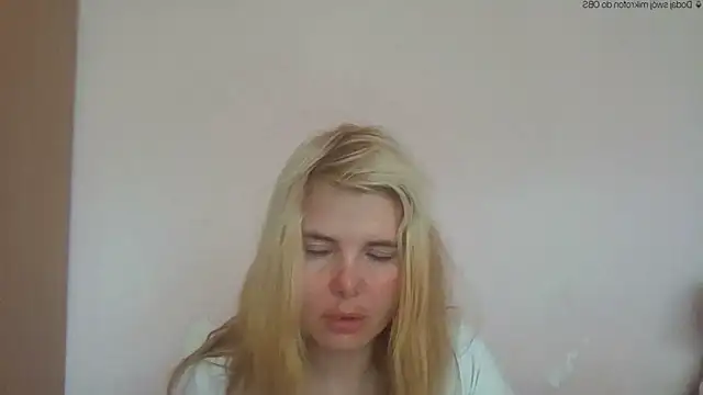 HornyElena online show from May 30, 2026, 3:28 pm