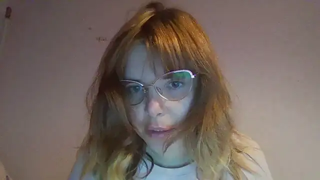 HornyElena online show from November 24, 2025, 3:12 pm