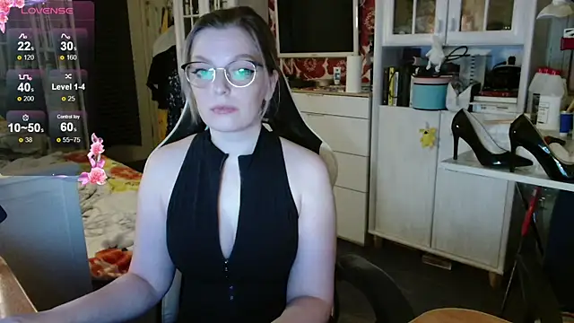 Snapshot of dominyantrix chatting on November 29, 2025, 9:37 pm dominyantrix online show from November 29, 2025, 9:37 pm