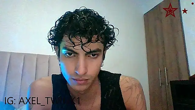 axel love13 online show from January 13, 2026, 11:19 pm