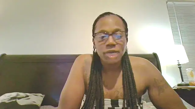 Snapshot of SweetParadise00 chatting on November 7, 2025, 3:11 am SweetParadise00 online show from November 7, 2025, 3:11 am