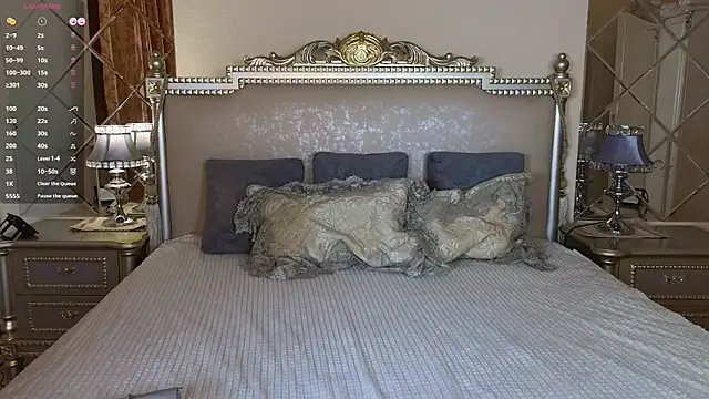 HolyBabyDoll online show from November 27, 2025, 12:16 pm