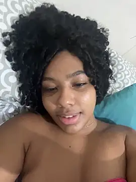 Alicia Liamm online show from November 9, 2025, 7:23 am