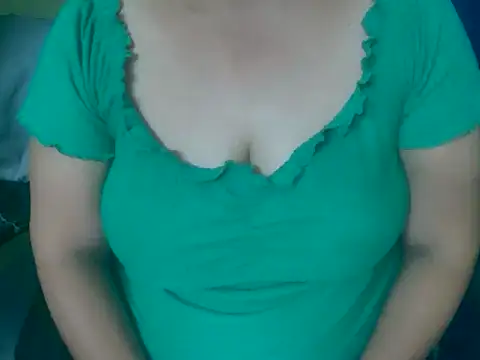 Snapshot of Tamil_VirginAss2 chatting on November 17, 2025, 5:11 am Tamil VirginAss2 online show from November 17, 2025, 5:11 am