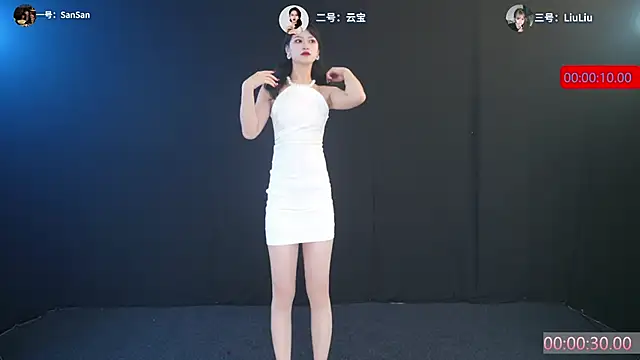 Snapshot of MHe-002 chatting on November 7, 2025, 11:15 am MHe-002 online show from November 7, 2025, 11:15 am