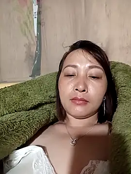 Snapshot of Missa-kute20 chatting on February 27, 2026, 9:47 pm Missa-kute20 online show from February 27, 2026, 9:47 pm