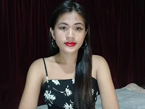 Snapshot of Rema_thebigcock chatting on February 27, 2026, 5:57 pm Rema thebigcock online show from February 27, 2026, 5:57 pm