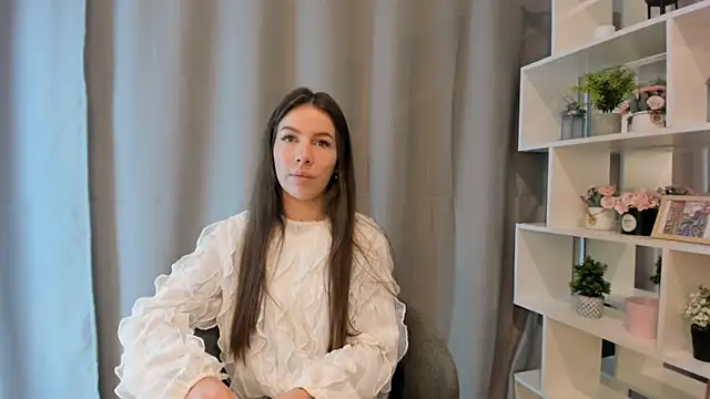 Snapshot of OtiliaNatiello chatting on November 7, 2025, 2:10 pm OtiliaNatiello online show from November 7, 2025, 2:10 pm