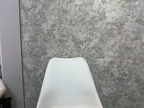 Snapshot of Angelinaa19 chatting on December 22, 2025, 4:29 pm Angelinaa19 online show from December 22, 2025, 4:29 pm