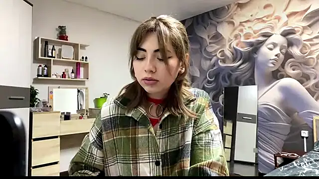 Snapshot of Evelinnight chatting on November 7, 2025, 5:17 pm Evelinnight online show from November 7, 2025, 5:17 pm