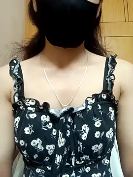 Snapshot of Fairy_Pie chatting on February 23, 2026, 6:41 pm Fairy Pie online show from February 23, 2026, 6:41 pm