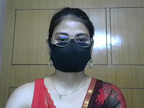 Snapshot of Fairy_Pie chatting on June 28, 2026, 6:58 pm Fairy Pie online show from June 28, 2026, 6:58 pm