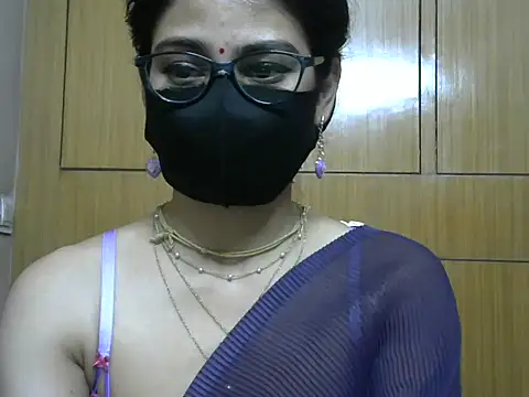 Fairy Pie online show from April 12, 2026, 6:44 pm