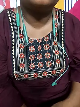 Rathi telugu couple online show from April 6, 2026, 4:08 am