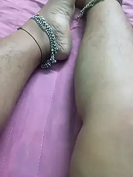 Snapshot of Rathi_telugu_couple chatting on May 22, 2026, 9:40 am Rathi telugu couple online show from May 22, 2026, 9:40 am