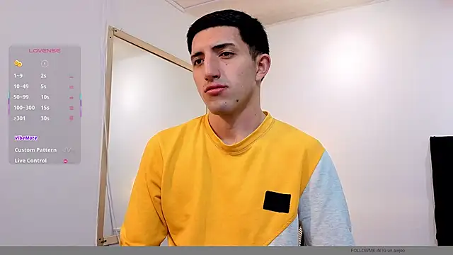 Snapshot of Un_Sluttyy chatting on February 3, 2026, 11:15 am Un Sluttyy online show from February 3, 2026, 11:15 am