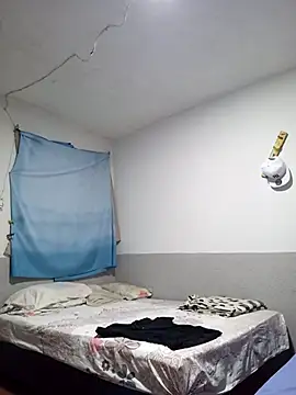 Snapshot of themorenofit08 chatting on February 10, 2026, 9:25 pm themorenofit08 online show from February 10, 2026, 9:25 pm