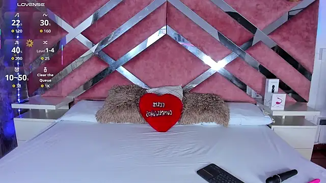 Snapshot of Lily_Queen30 chatting on November 20, 2025, 8:31 pm Lily Queen30 online show from November 20, 2025, 8:31 pm