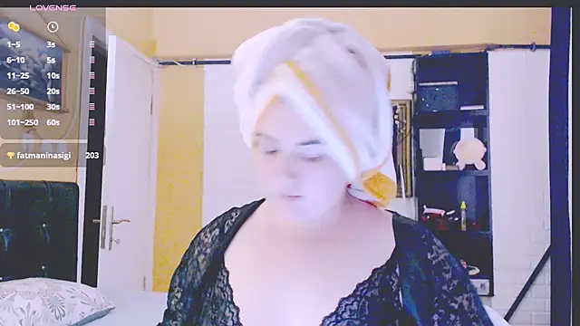  bade tasci  online show from November 29, 2025, 2:28 pm