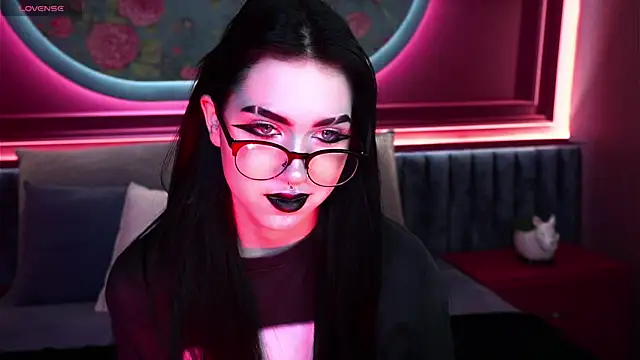 Snapshot of FetishForCassie chatting on January 19, 2026, 12:14 am FetishForCassie online show from January 19, 2026, 12:14 am