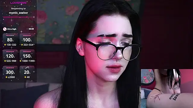 Snapshot of FetishForCassie chatting on January 17, 2026, 1:31 am FetishForCassie online show from January 17, 2026, 1:31 am