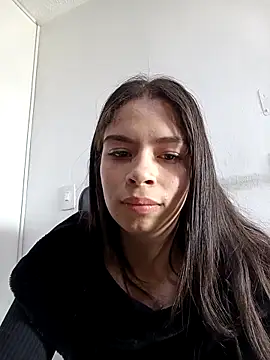 Snapshot of emilygrooe chatting on February 6, 2026, 4:36 pm emilygrooe online show from February 6, 2026, 4:36 pm