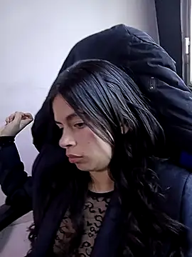 Snapshot of emilygrooe chatting on February 11, 2026, 10:42 pm emilygrooe online show from February 11, 2026, 10:42 pm