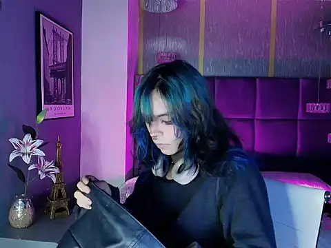 luxiel  online show from June 30, 2026, 8:53 pm