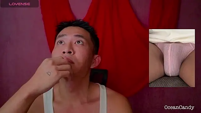 Snapshot of OceanCandy chatting on February 12, 2026, 6:51 pm OceanCandy online show from February 12, 2026, 6:51 pm