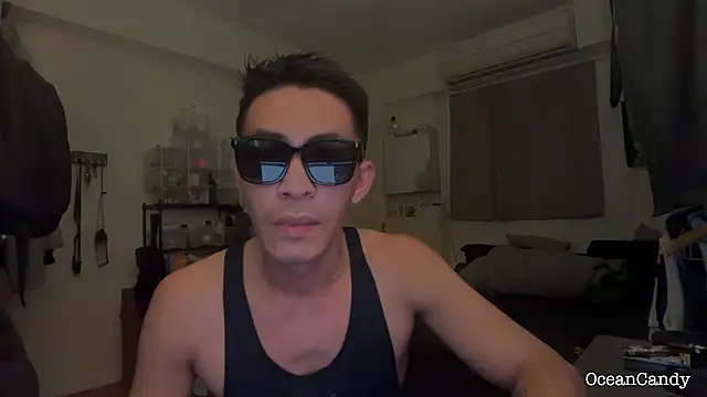 Snapshot of OceanCandy chatting on December 21, 2025, 3:36 pm OceanCandy online show from December 21, 2025, 3:36 pm