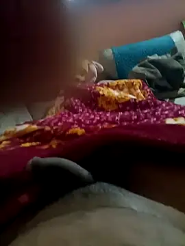 Kmahes01 online show from December 19, 2025, 6:10 pm