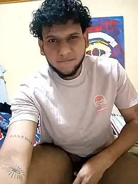 prototipoA45 online show from January 19, 2026, 5:11 am