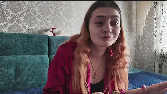 SweetLiaison online show from February 19, 2026, 10:34 am