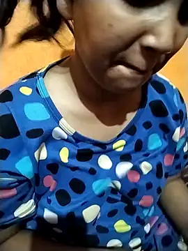 Sexy Divya   online show from April 16, 2026, 5:25 pm