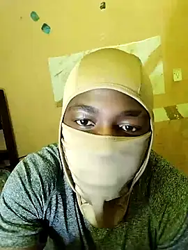 Snapshot of Babz_22 chatting on November 7, 2025, 1:48 pm Babz 22 online show from November 7, 2025, 1:48 pm