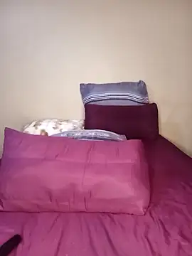 Snapshot of Emmylove-xr25 chatting on February 25, 2026, 2:17 pm Emmylove-xr25 online show from February 25, 2026, 2:17 pm