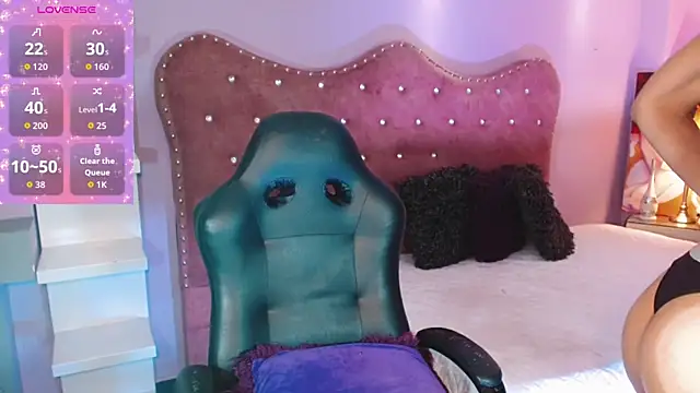 Snapshot of AnnaRouseQueen chatting on November 27, 2025, 3:51 am AnnaRouseQueen online show from November 27, 2025, 3:51 am