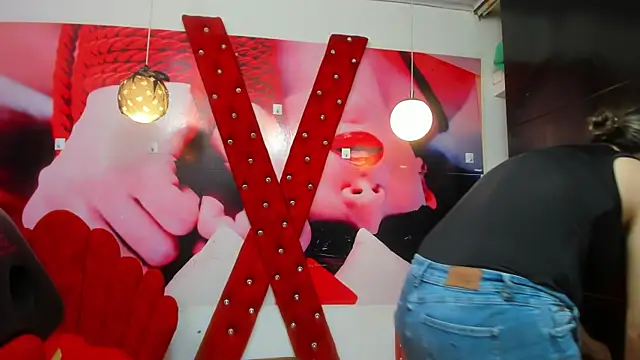 Snapshot of allison_baby20 chatting on November 10, 2025, 10:20 am allison baby20 online show from November 10, 2025, 10:20 am